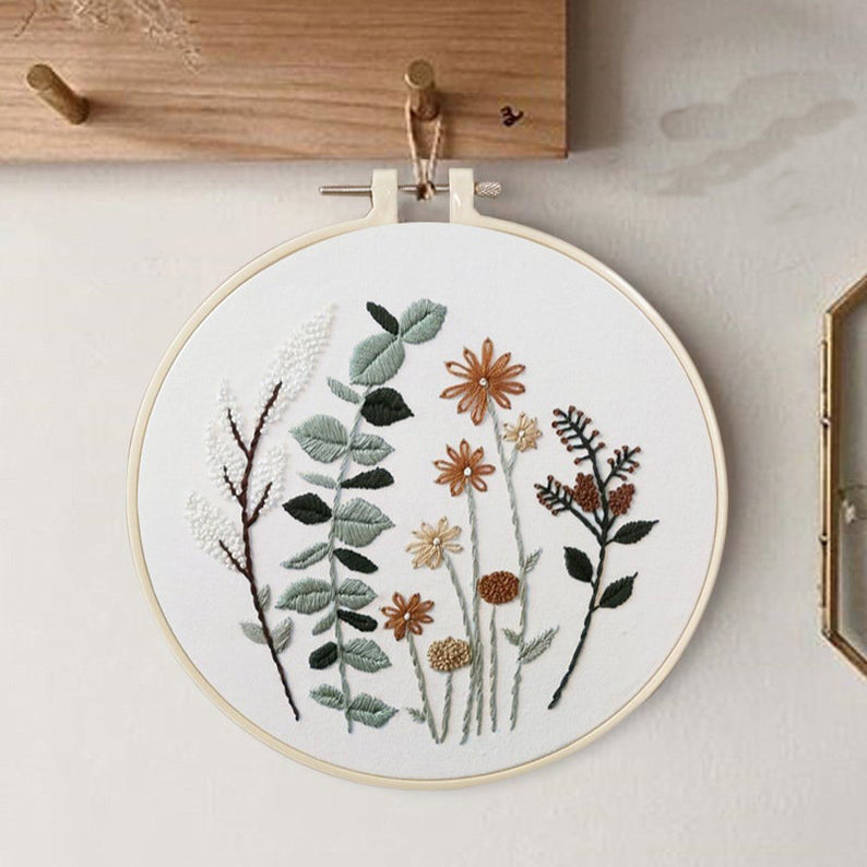 Embroidery Kit For Beginner DIY Craft Pattern Flowers Full Kit w/ Needle Hoop