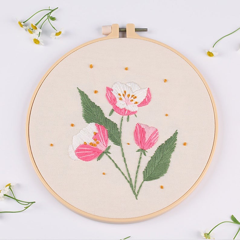 Embroidery Kit For Starter DIY Craft Pattern Flowers Full Kit w/ Needle Hoop